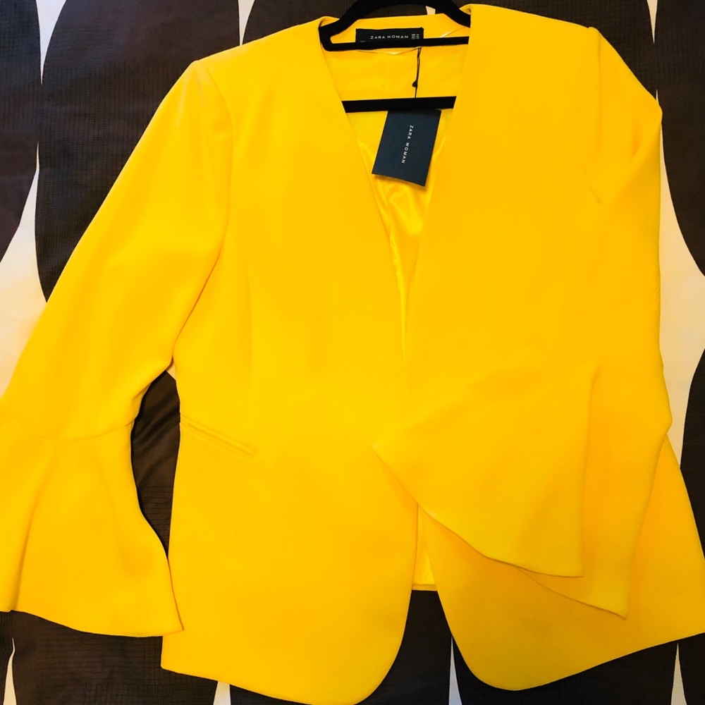 NWT Yellow Zara Blazer with Bell Sleeves